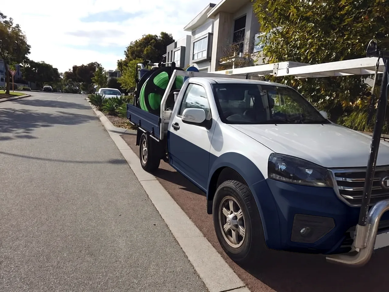 Clean gutters on a Perth home